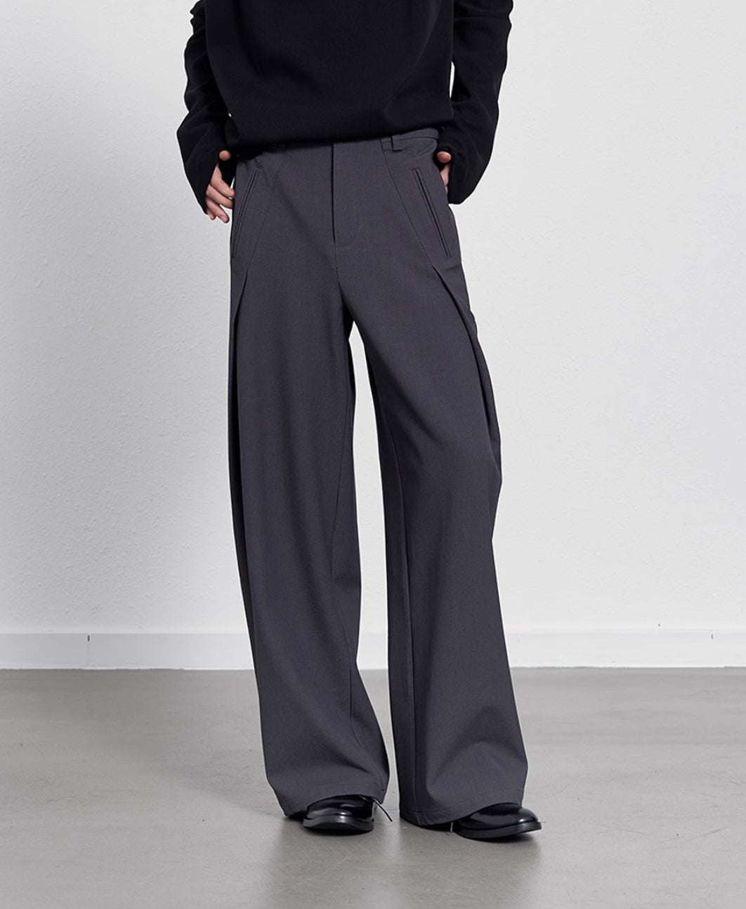 LIME SIDE PLEATED STRAIGHT PANTS