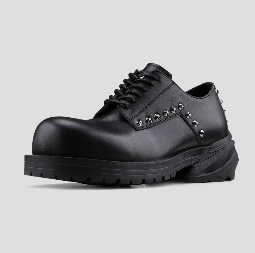 STUDDED LEATHER DERBY SHOES