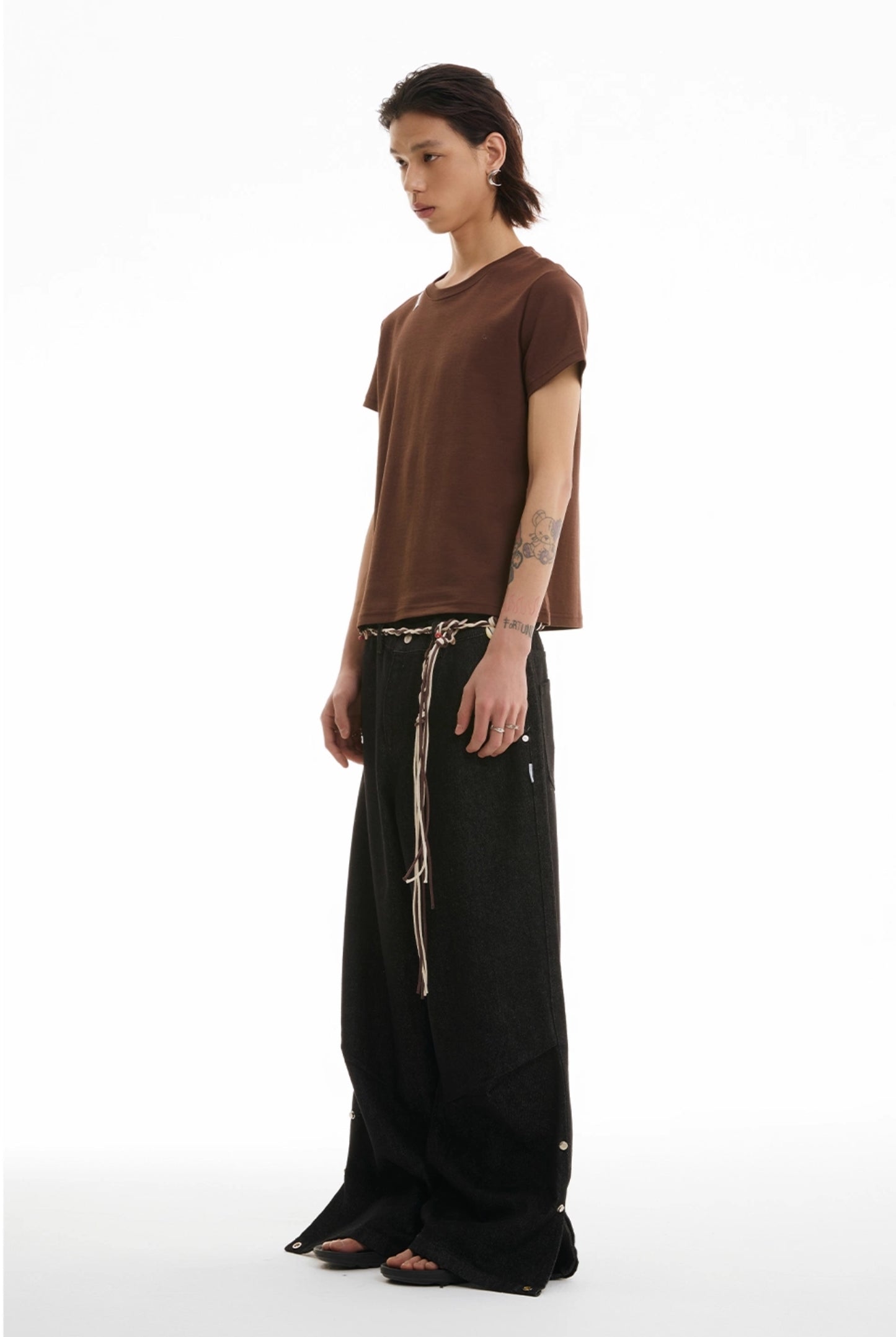 ADJUSTABLE HEM WIDE STRAIGHT DENIM
