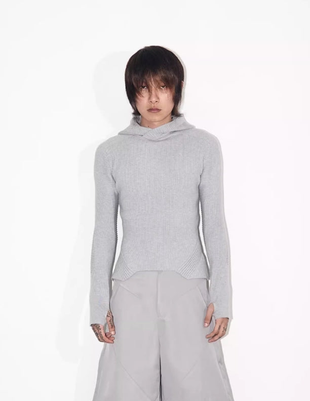 CURVED FINE HOLE KNIT SWEATER