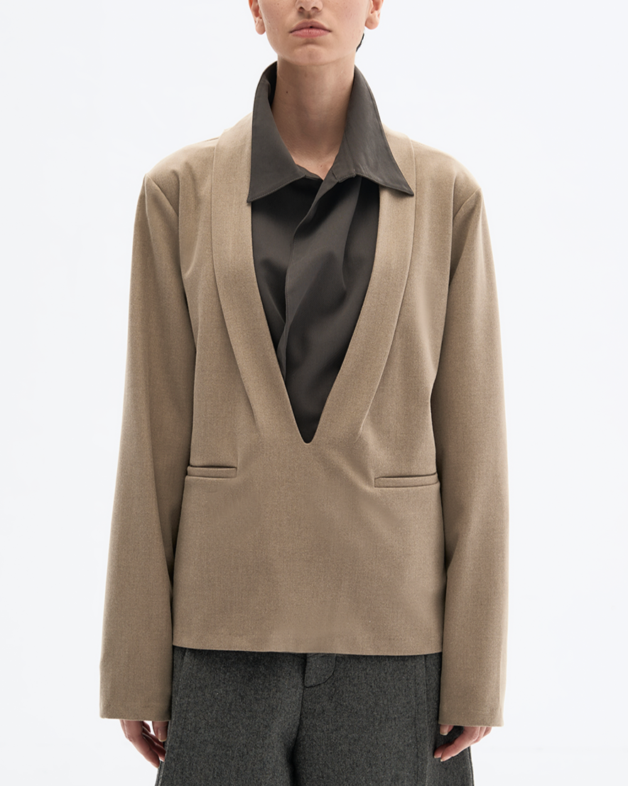 WOOLLY FRUIT V-CUT PULLOVER