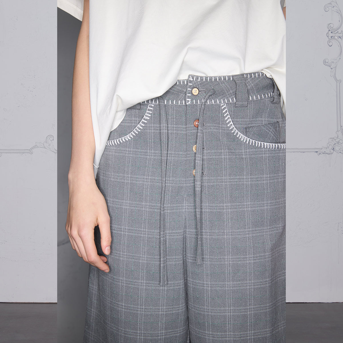 LACE UP MERCERIZED SHORTS
