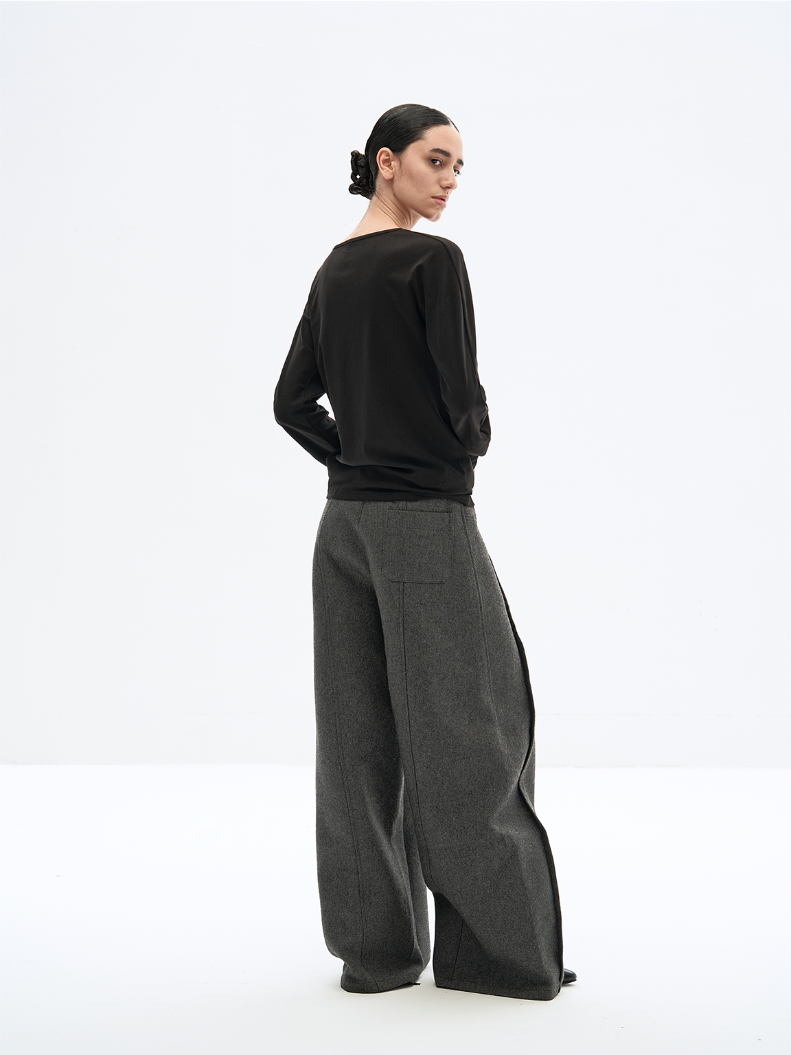 KNOTTED ROPE LONG SLEEVE