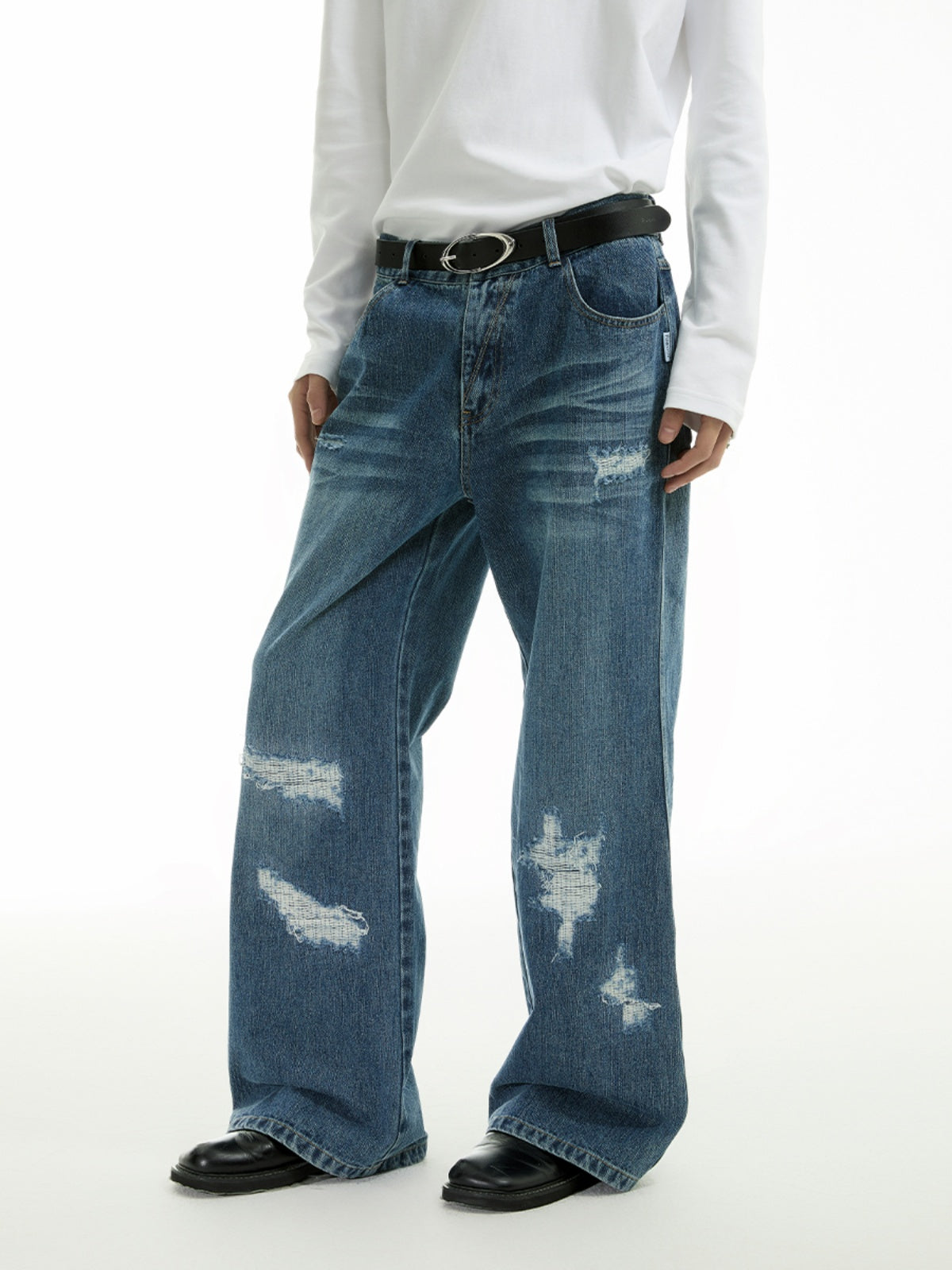 IRREGULAR PATCH CAT WHISKER JEANS