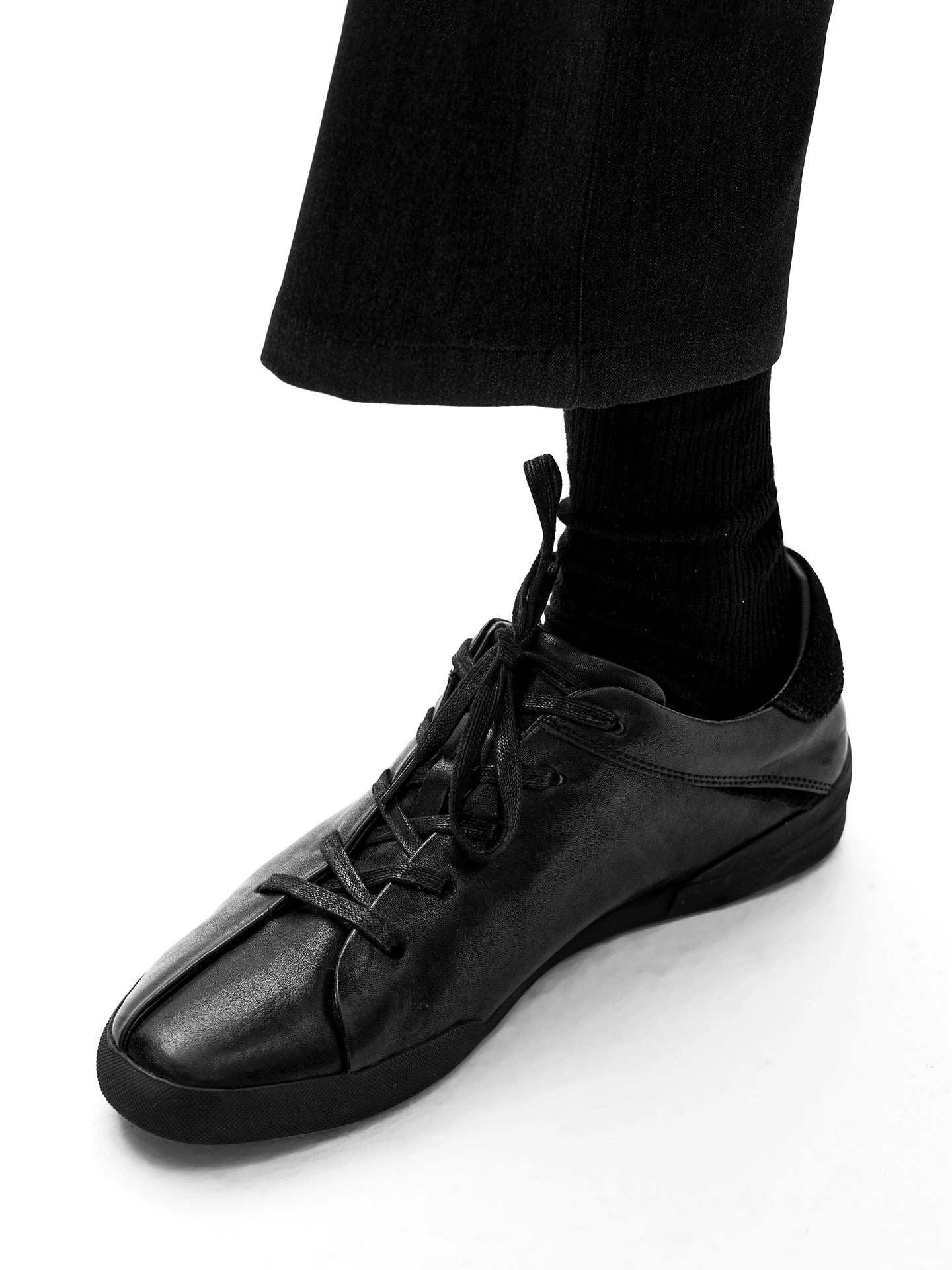 HAND SEWN HORSE LEATHER TRAINERS