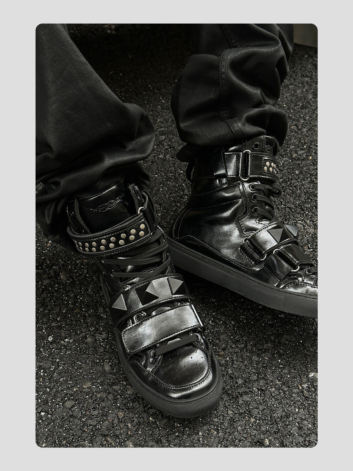 METAL RIVET HIGH TOP SNEAKERS