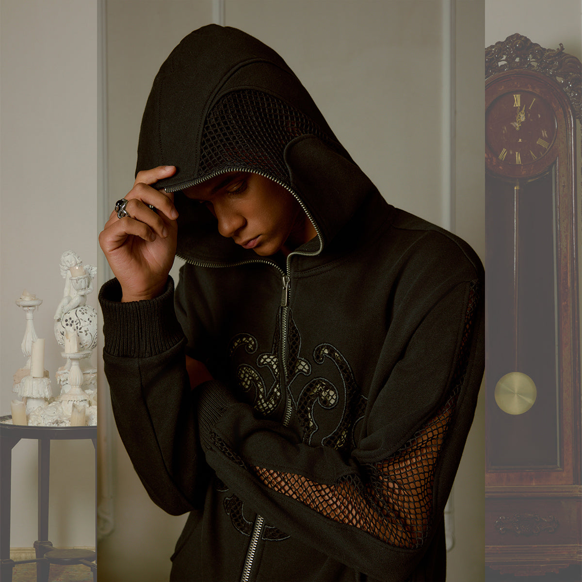 MESH ZIP UP EMBROIDERY HOODIE