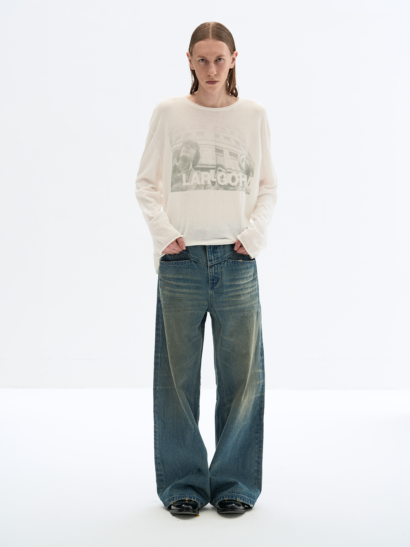 NOSTALGIC BLUE WARP ROLL JEANS