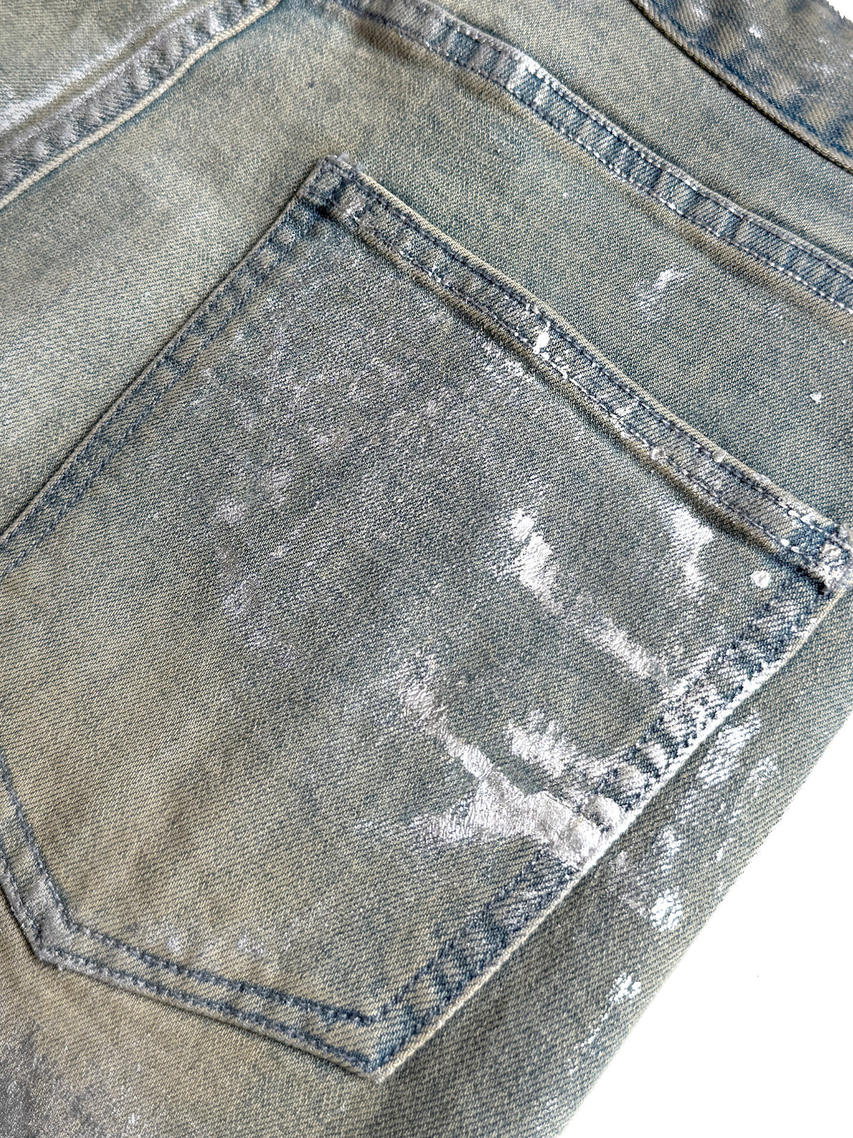 SILVER DISTRESSED WHISKER STRAIGHT JEANS