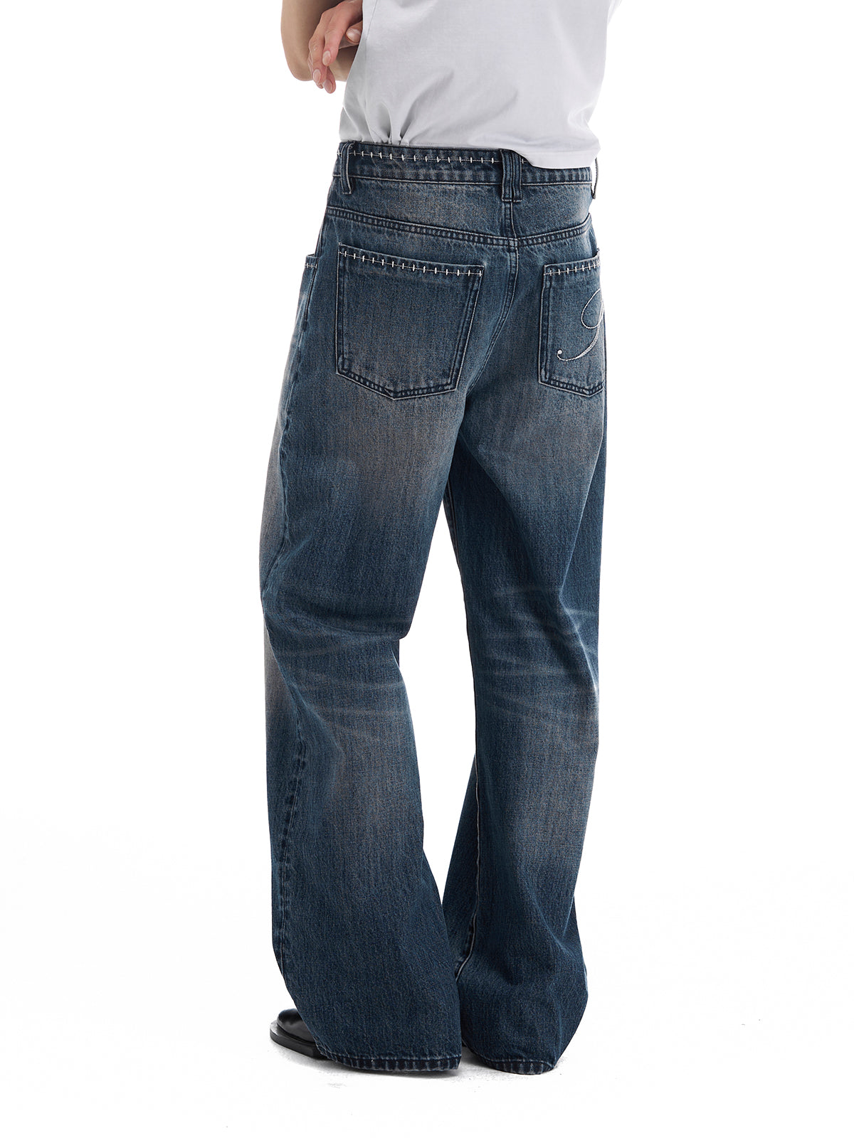 HEAVY WASHED DOT STITCH JEANS