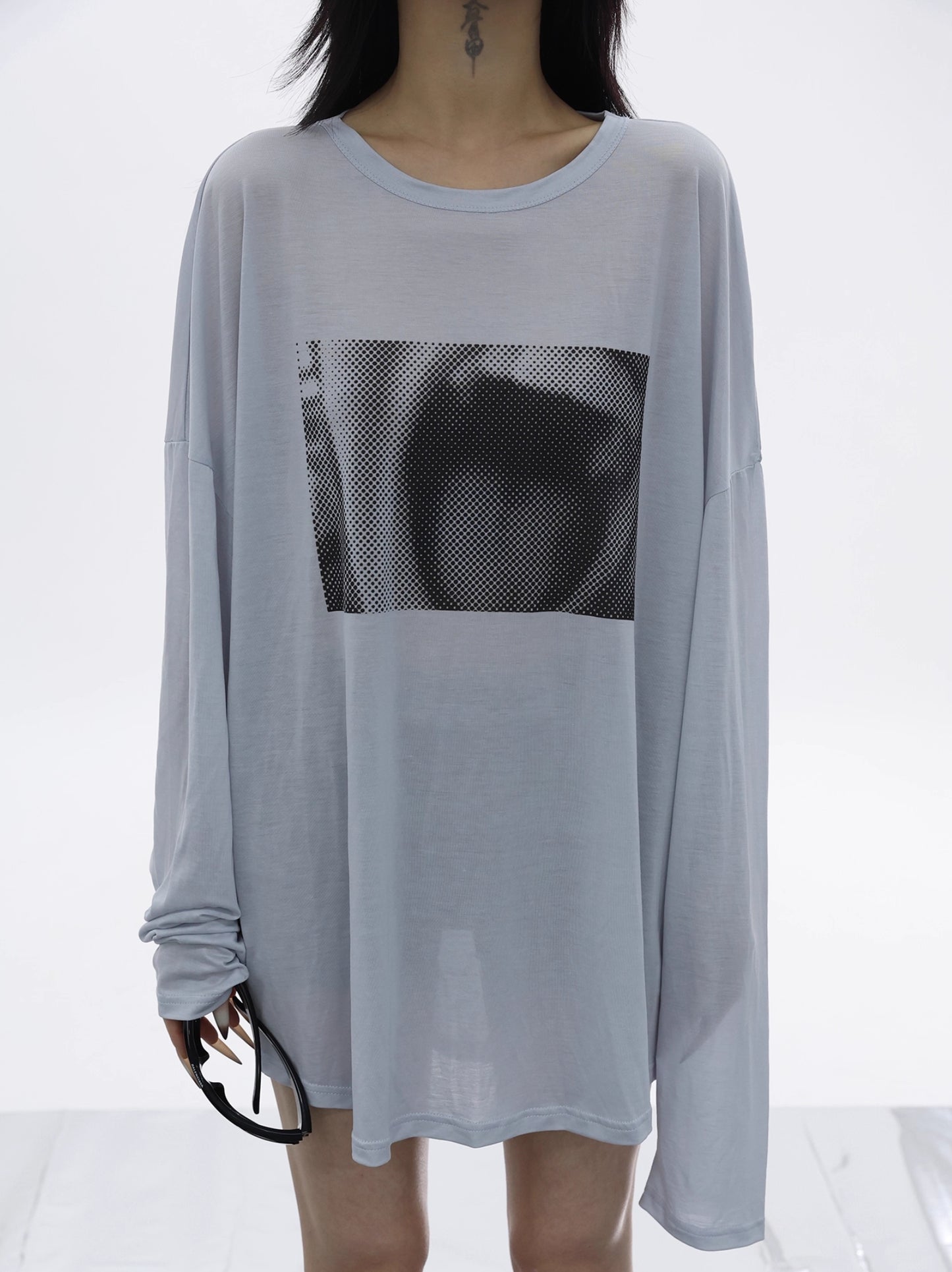 SILENT SHOUT SHEER COVER SHIRT
