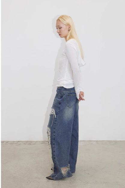 SEQUIN ACCENT DESTROYED JEANS