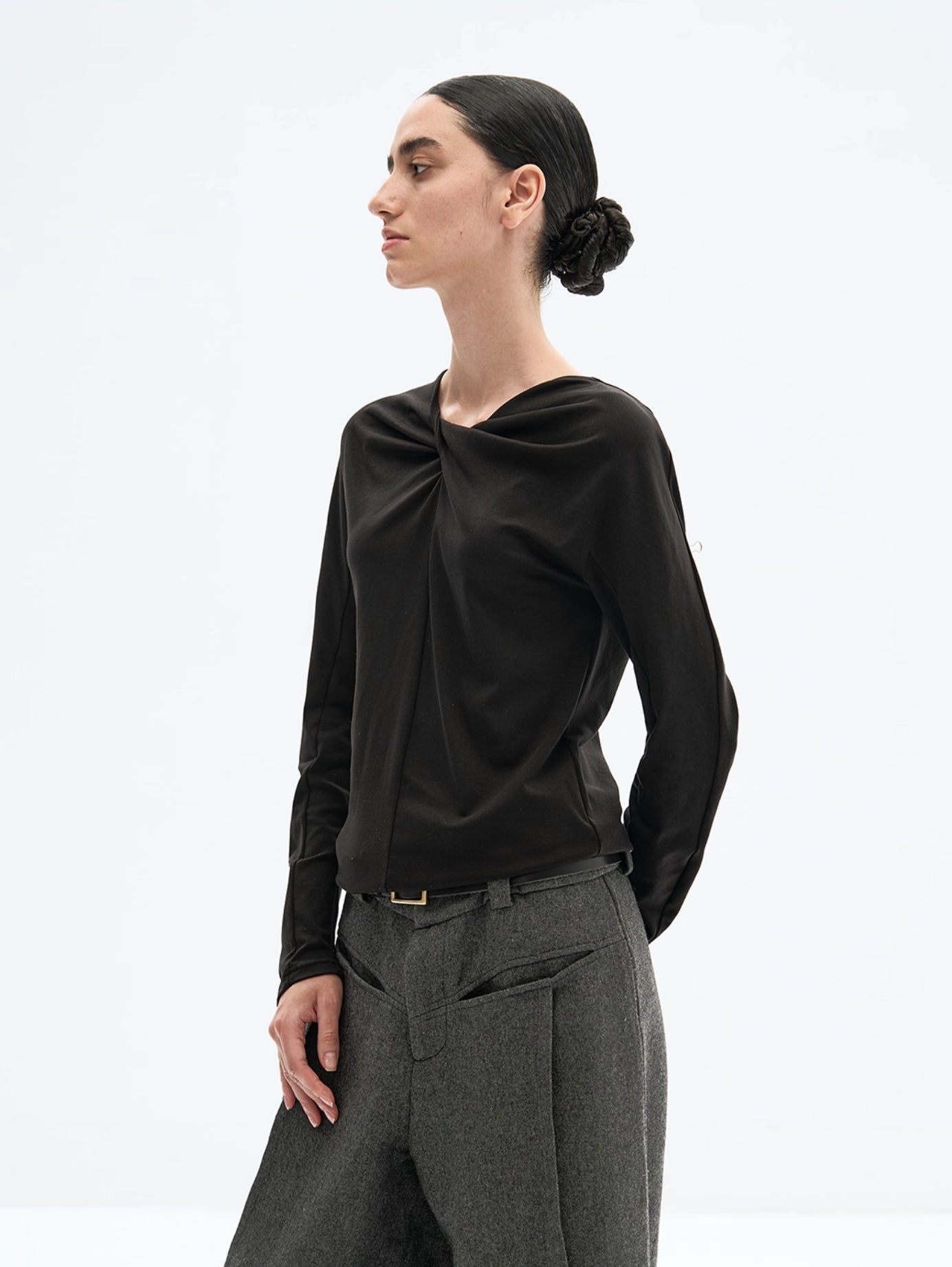 KNOTTED ROPE LONG SLEEVE
