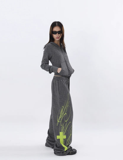 CROSS PRINT STRIPED SWEAT SET