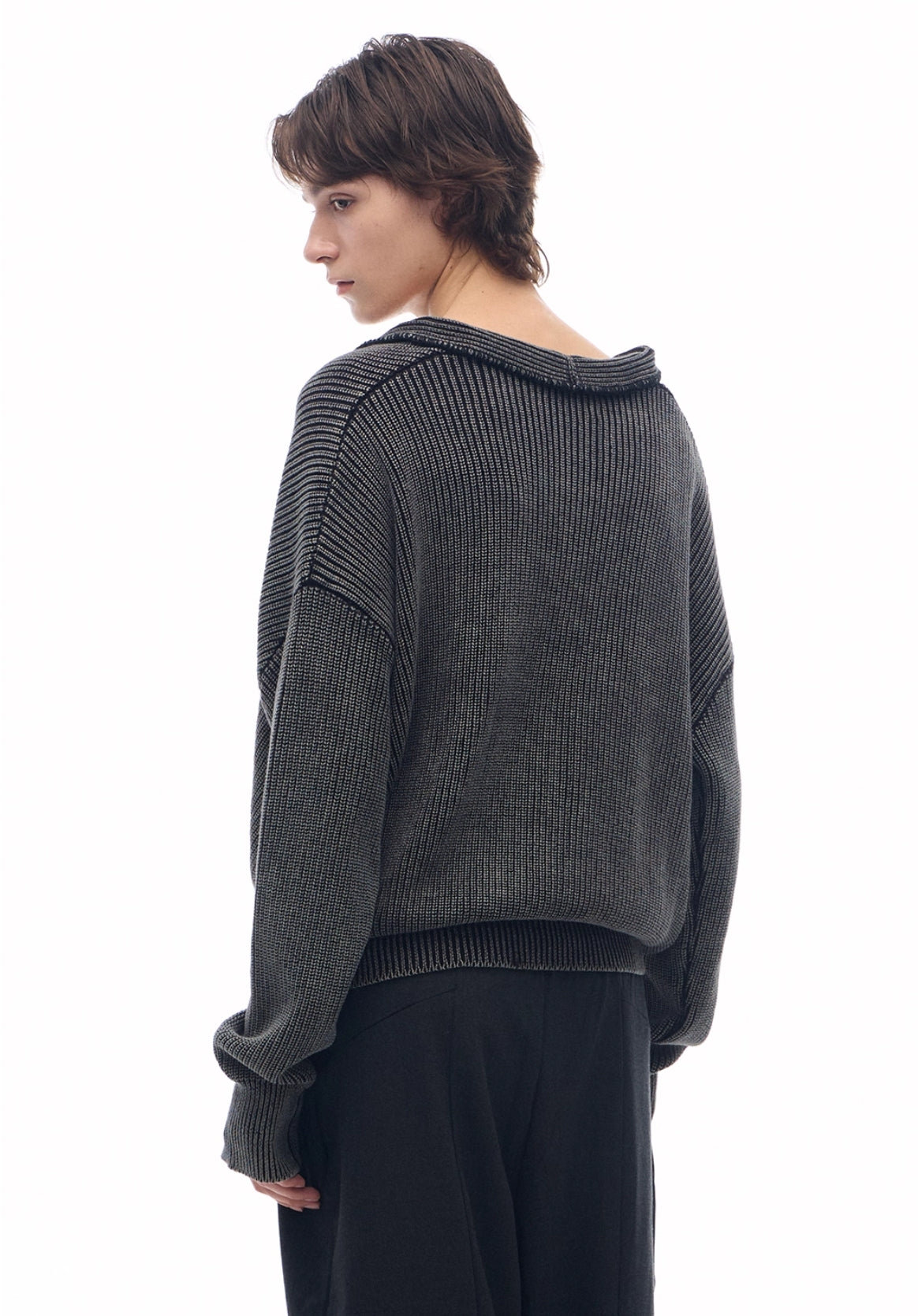 SWEETENED YEAST RETRO BUTTON KNIT