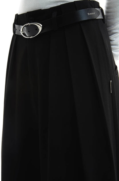 DOUBLE PANEL PLEATED SHORTS