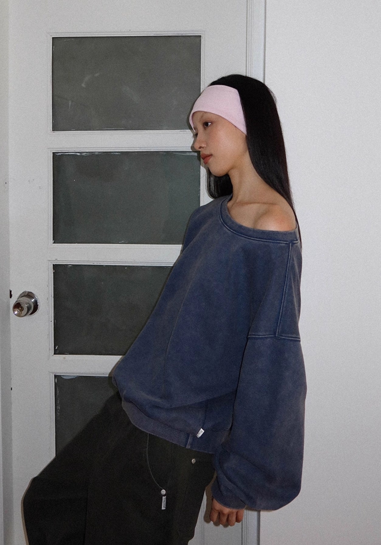 LOOSE WASHED COLOR PULLOVER