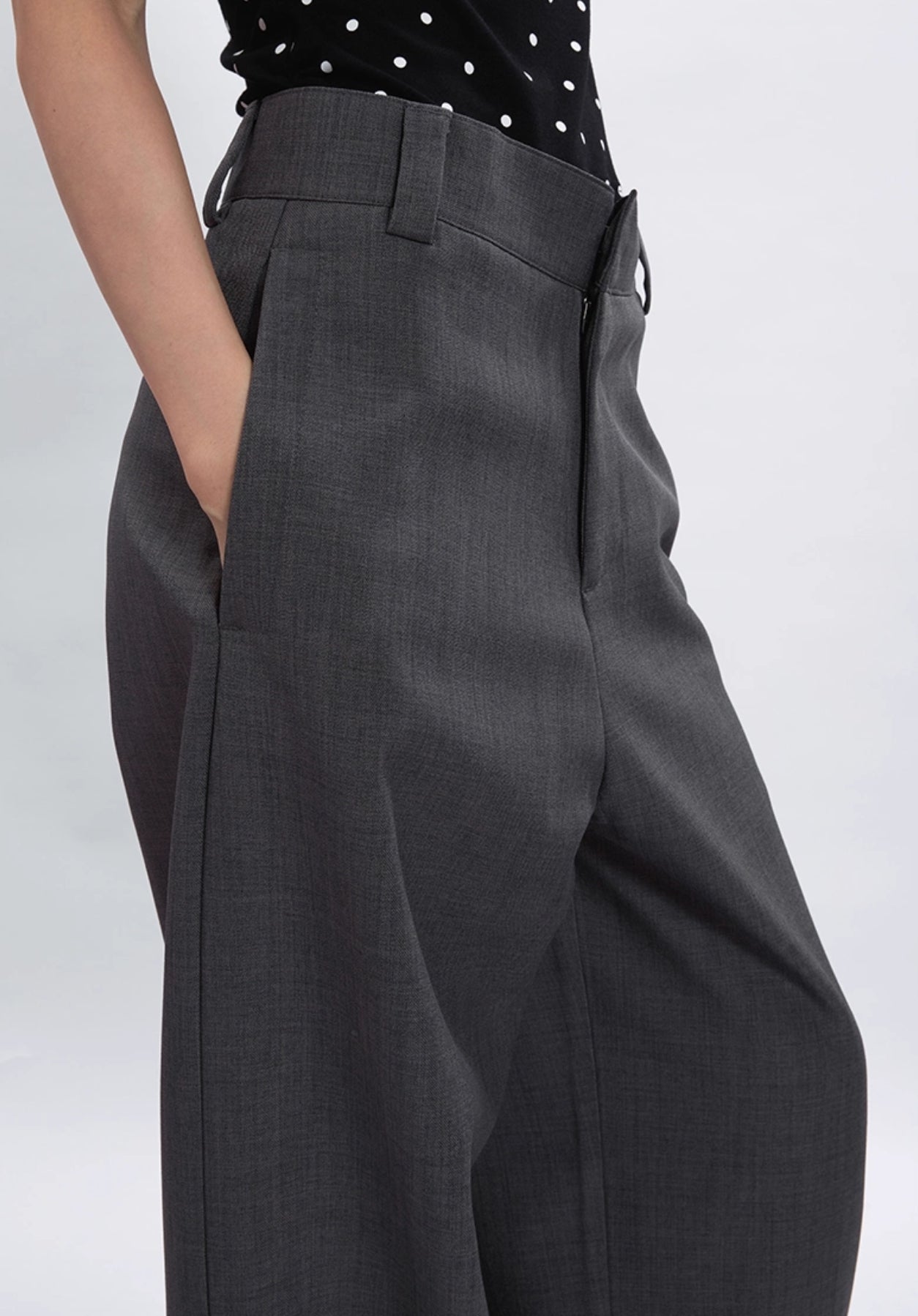 THICK TEXTURED STRAIGHT TROUSERS