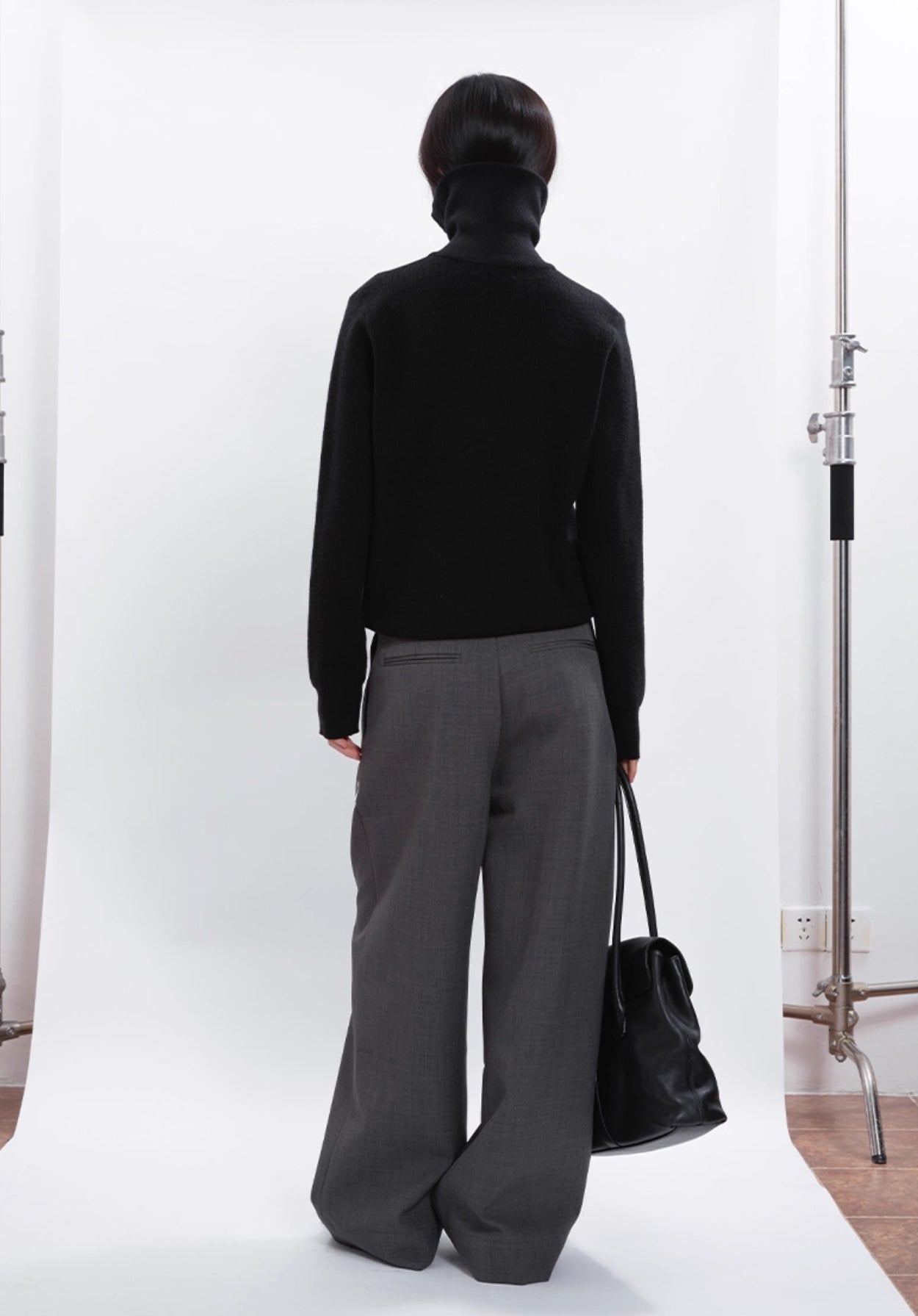 THICK TEXTURED STRAIGHT TROUSERS