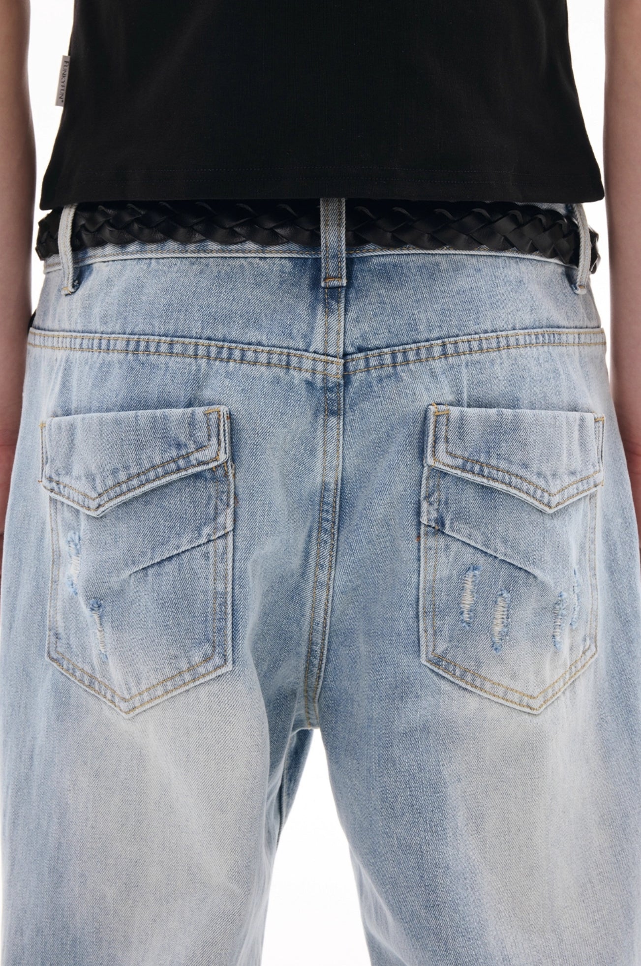 DISTRESSED LIGHT FLARE STRAIGHT JEANS