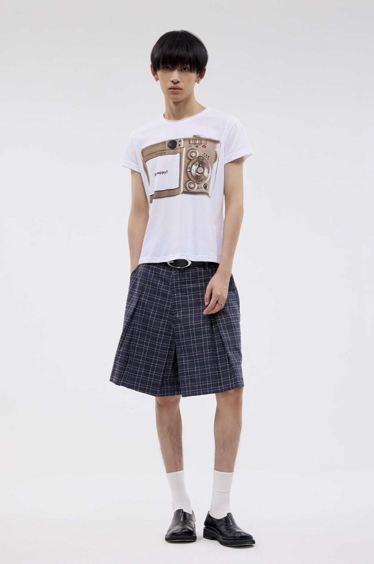 BRITISH STYLE PLEATED DRESS SHORTS