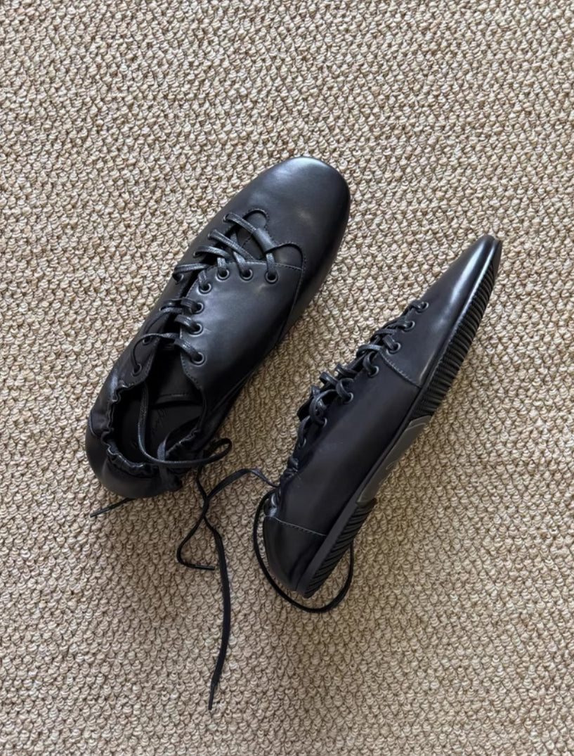 OBLIQUE LACE GERMAN SHOES