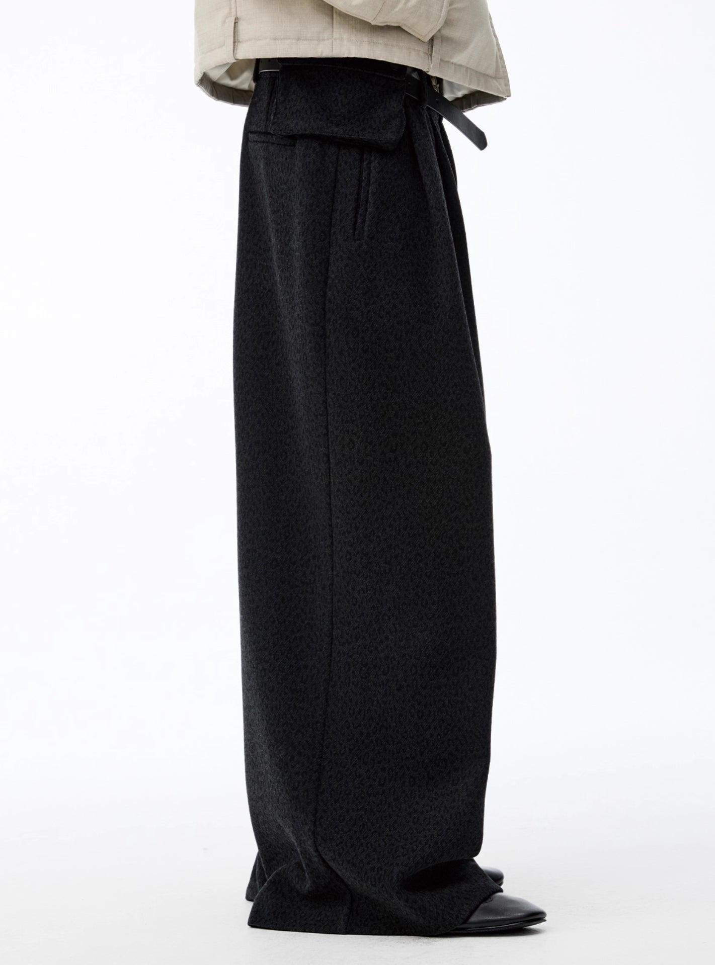 DARK LEOPARD JACQUARD TWILL PANTS