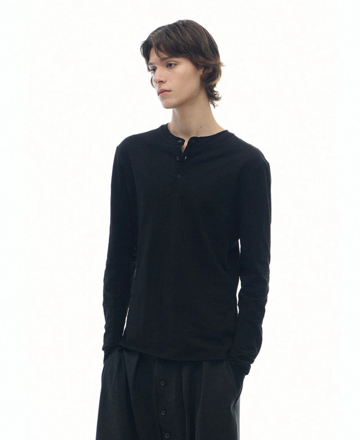 SUN EMBROIDERED LONG SLEEVE TEE