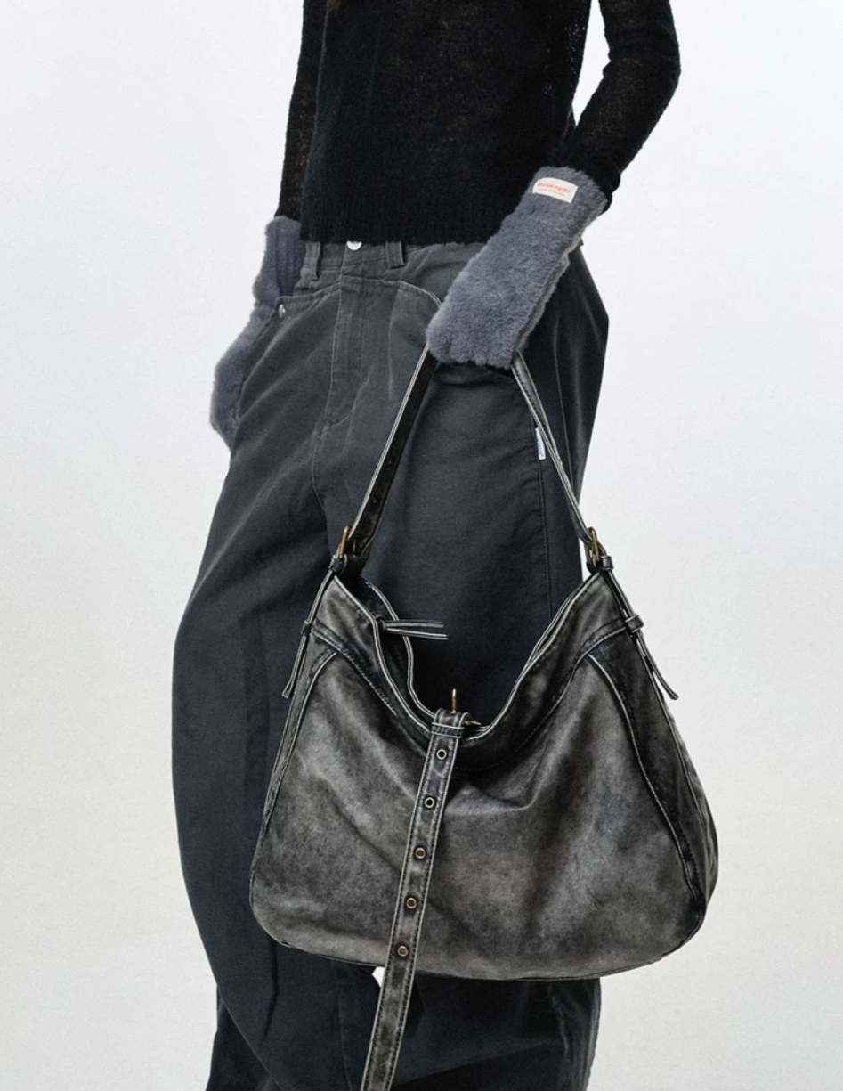 RETRO DESIGN SHOULDER BAG