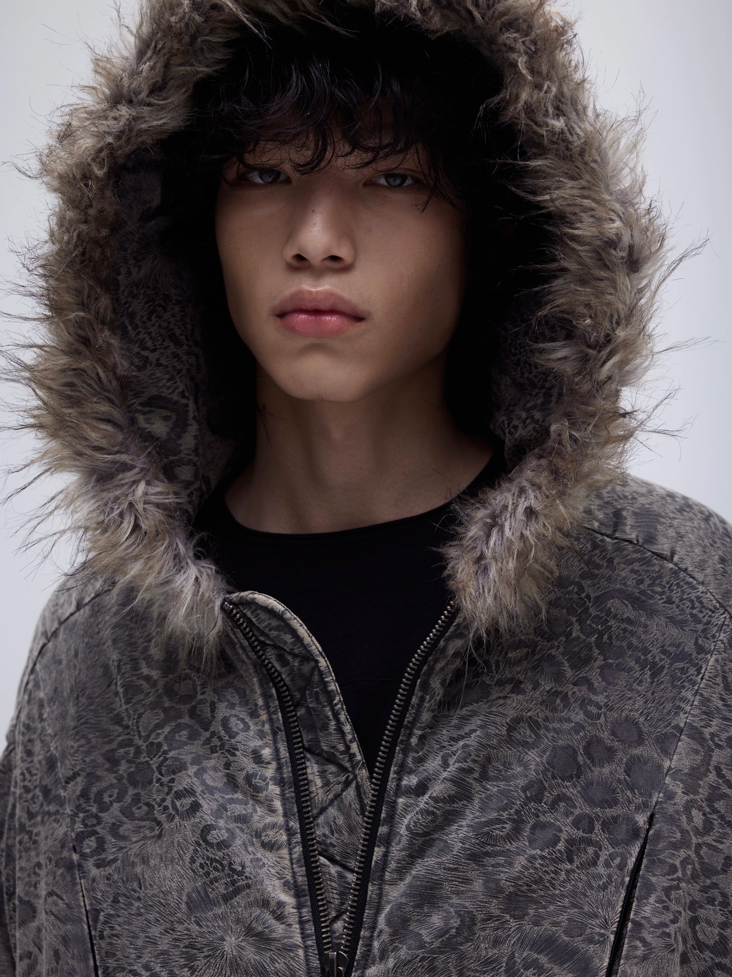 LEOPARD FUR COLLAR BOMBER JACKET