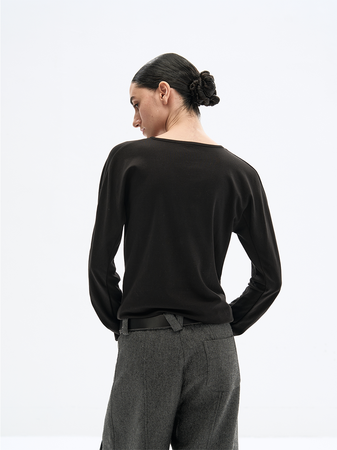 KNOTTED ROPE LONG SLEEVE