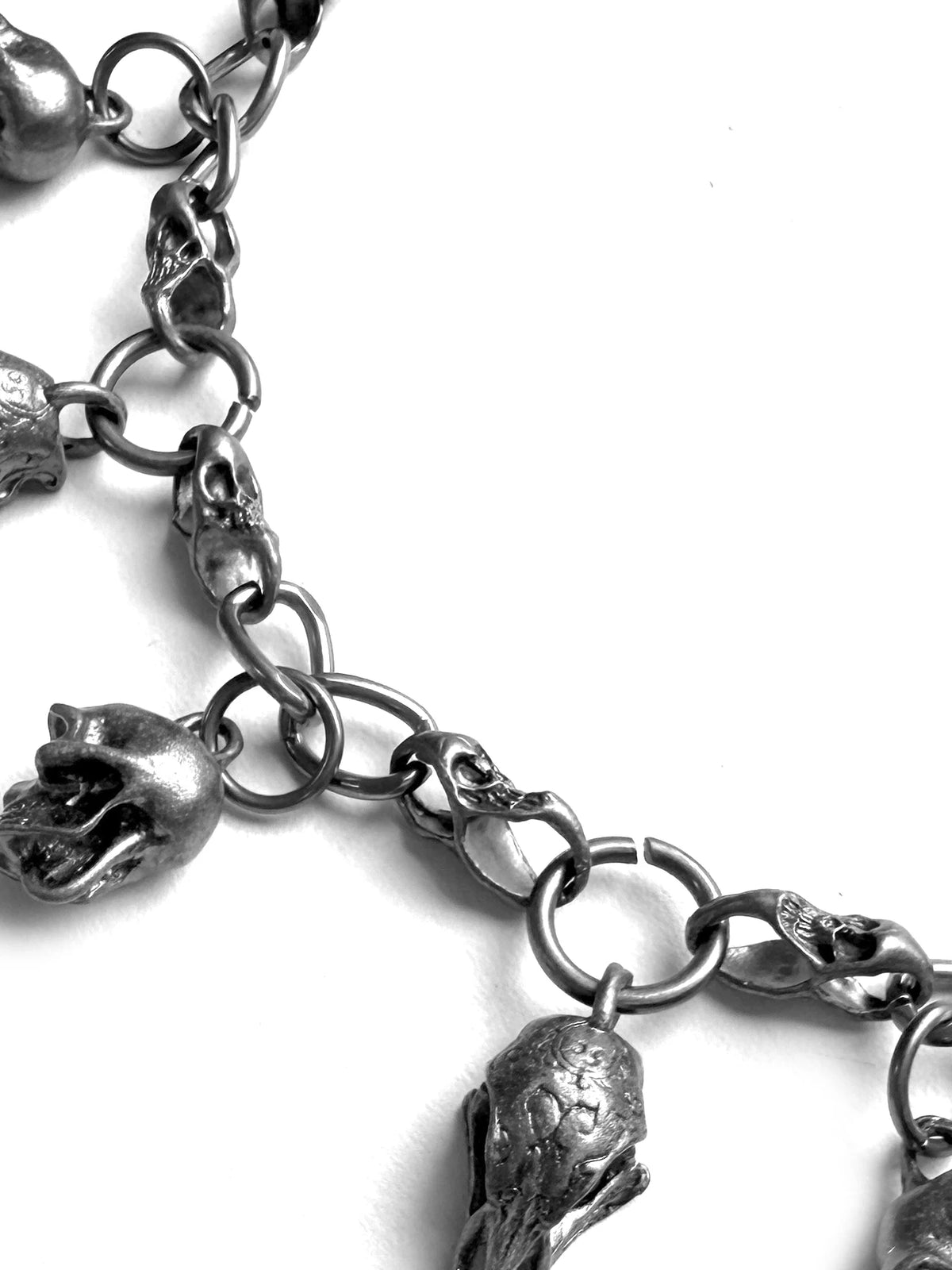 DARK BONE TROUSER CHAIN