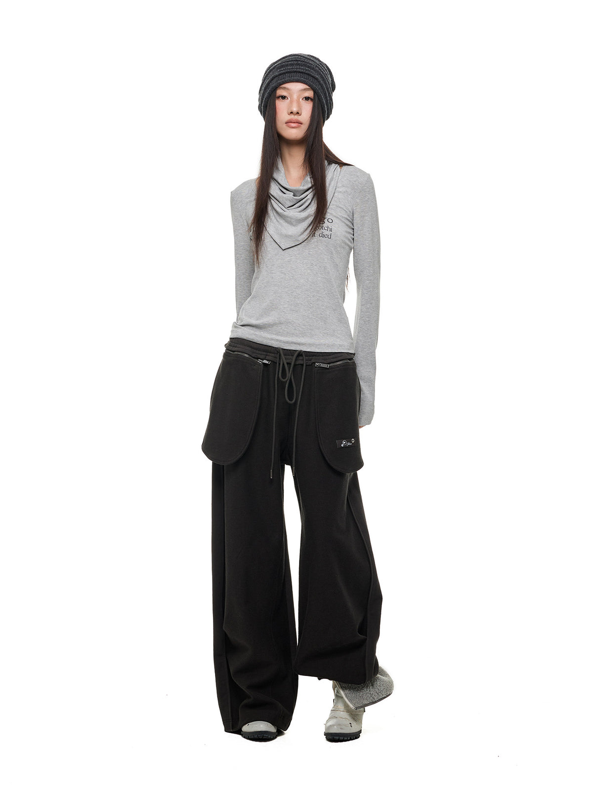 SCARF STACKED U NECK TEE