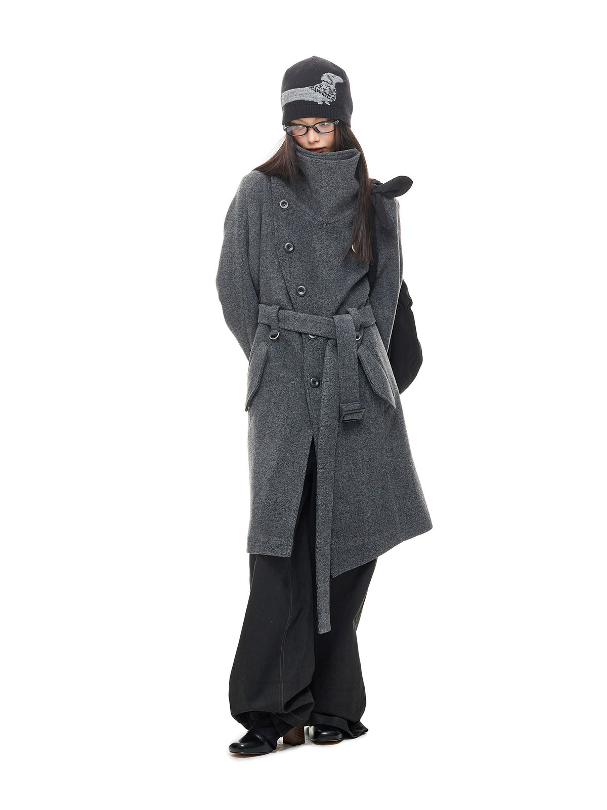 ASH GREY DIAGONAL CLOSURE COAT