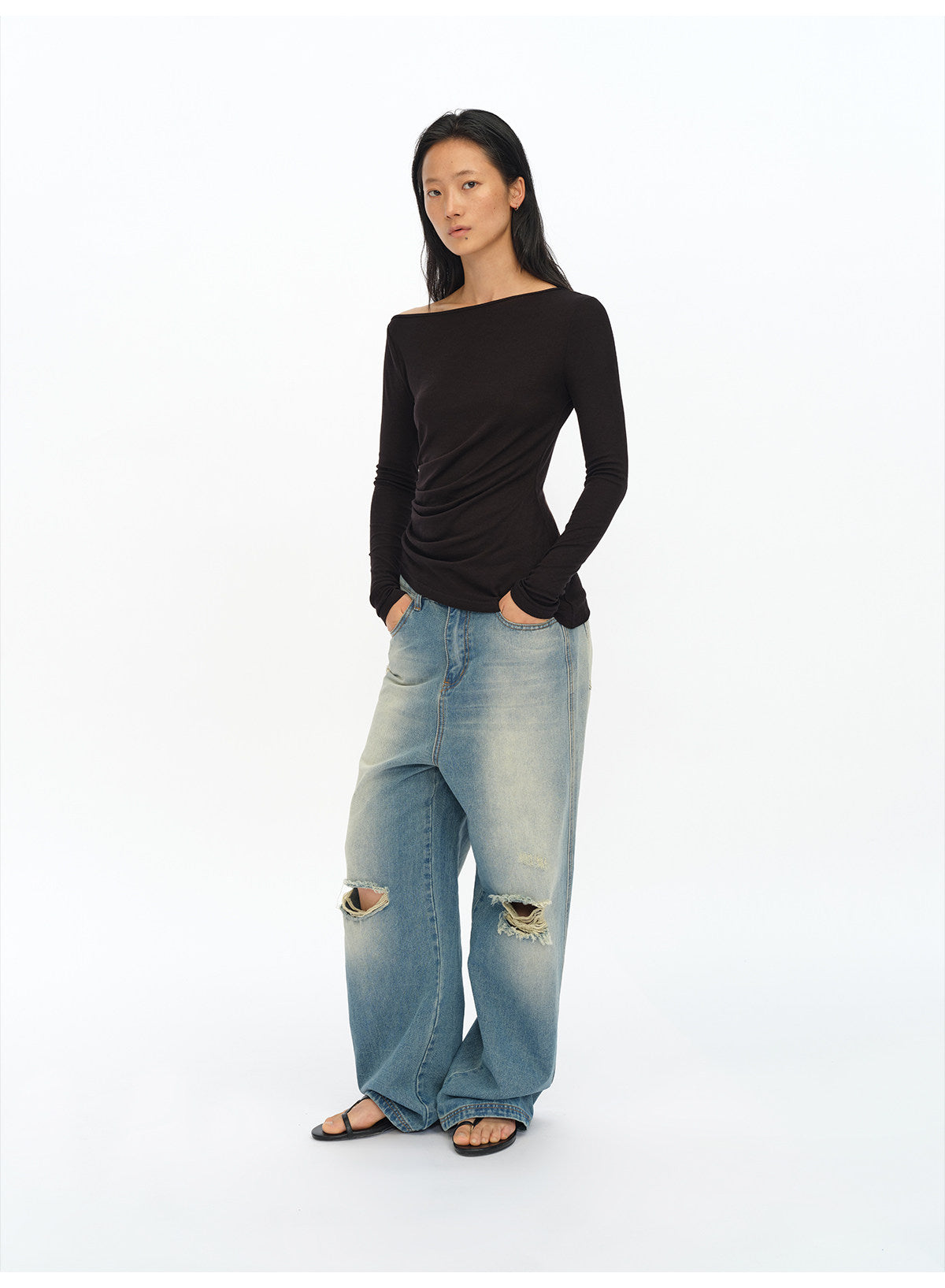 WASHED VANDALIZED STRAIGHT JEANS