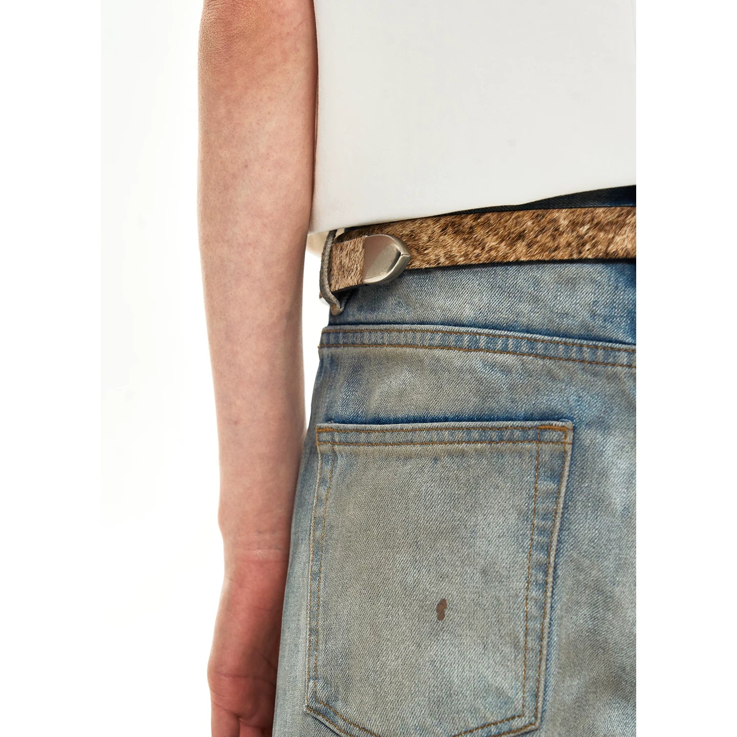 TORTOISESHELL HORSESHOE LEATHER BELT