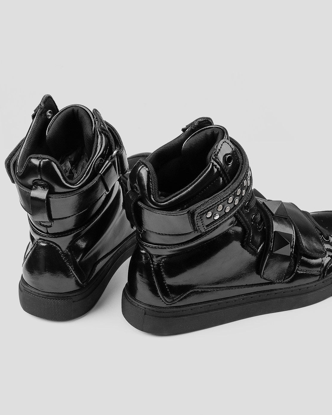 METAL RIVET HIGH TOP SNEAKERS