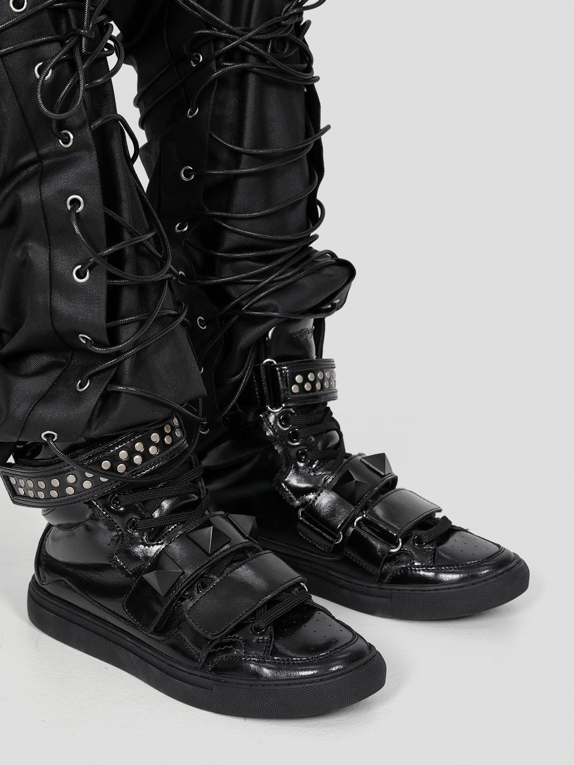 METAL RIVET HIGH TOP SNEAKERS