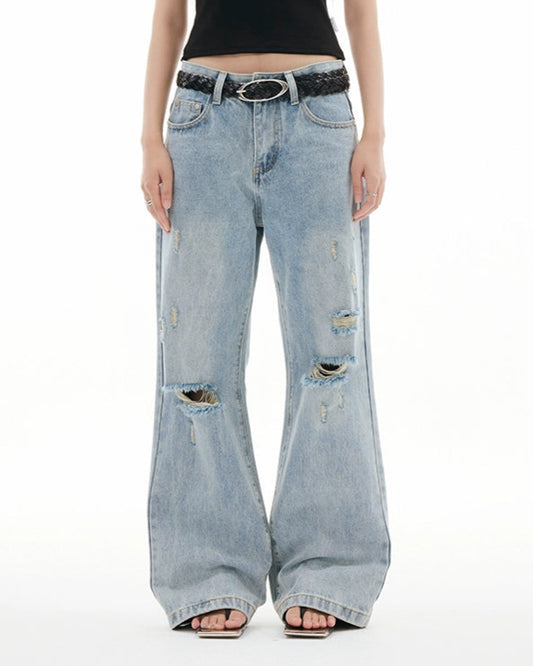 DISTRESSED LIGHT FLARE STRAIGHT JEANS