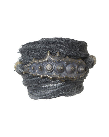 DARK RIBBON ROCK BRACELET