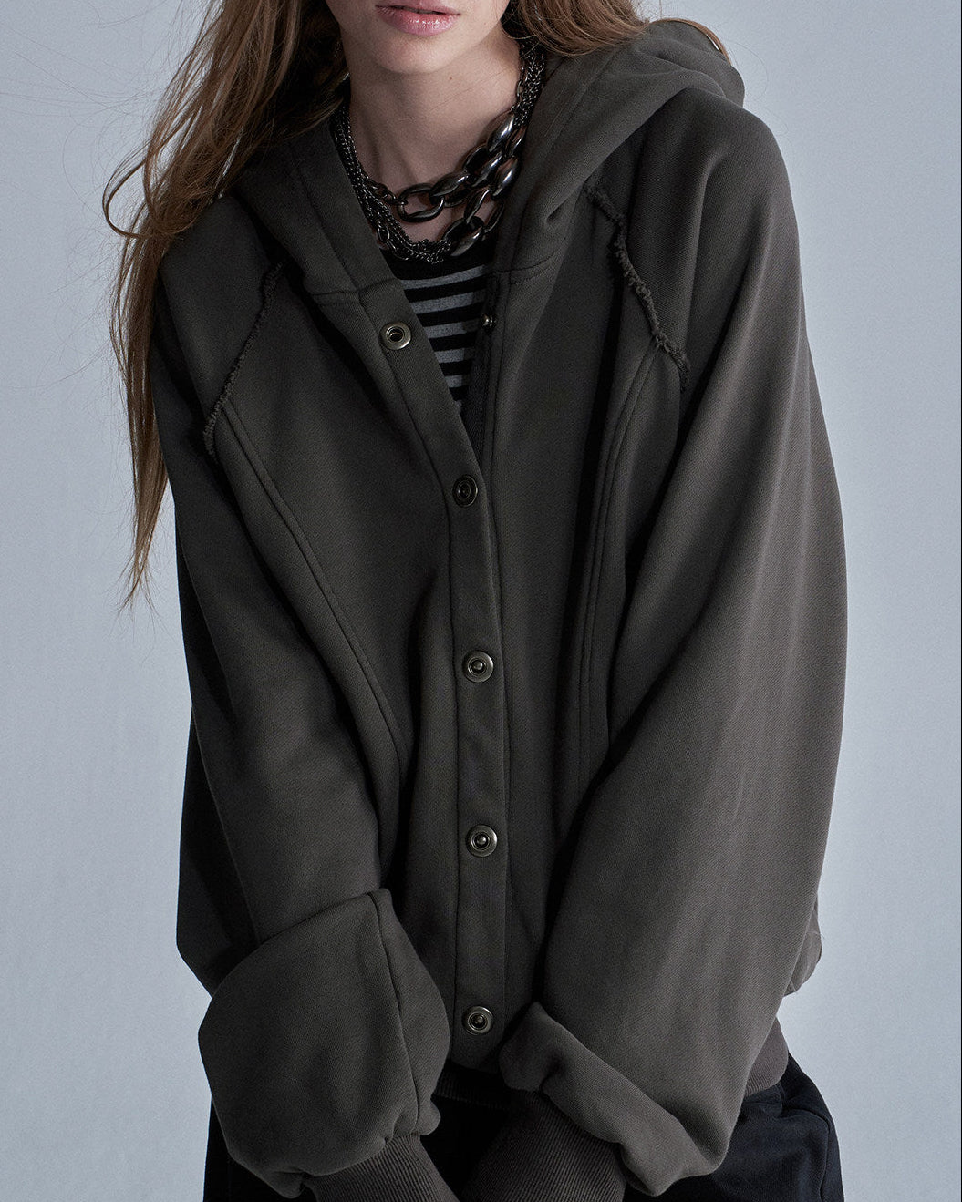 SPLIT ZIP RAGLAN TERRY SWEATSHIRT