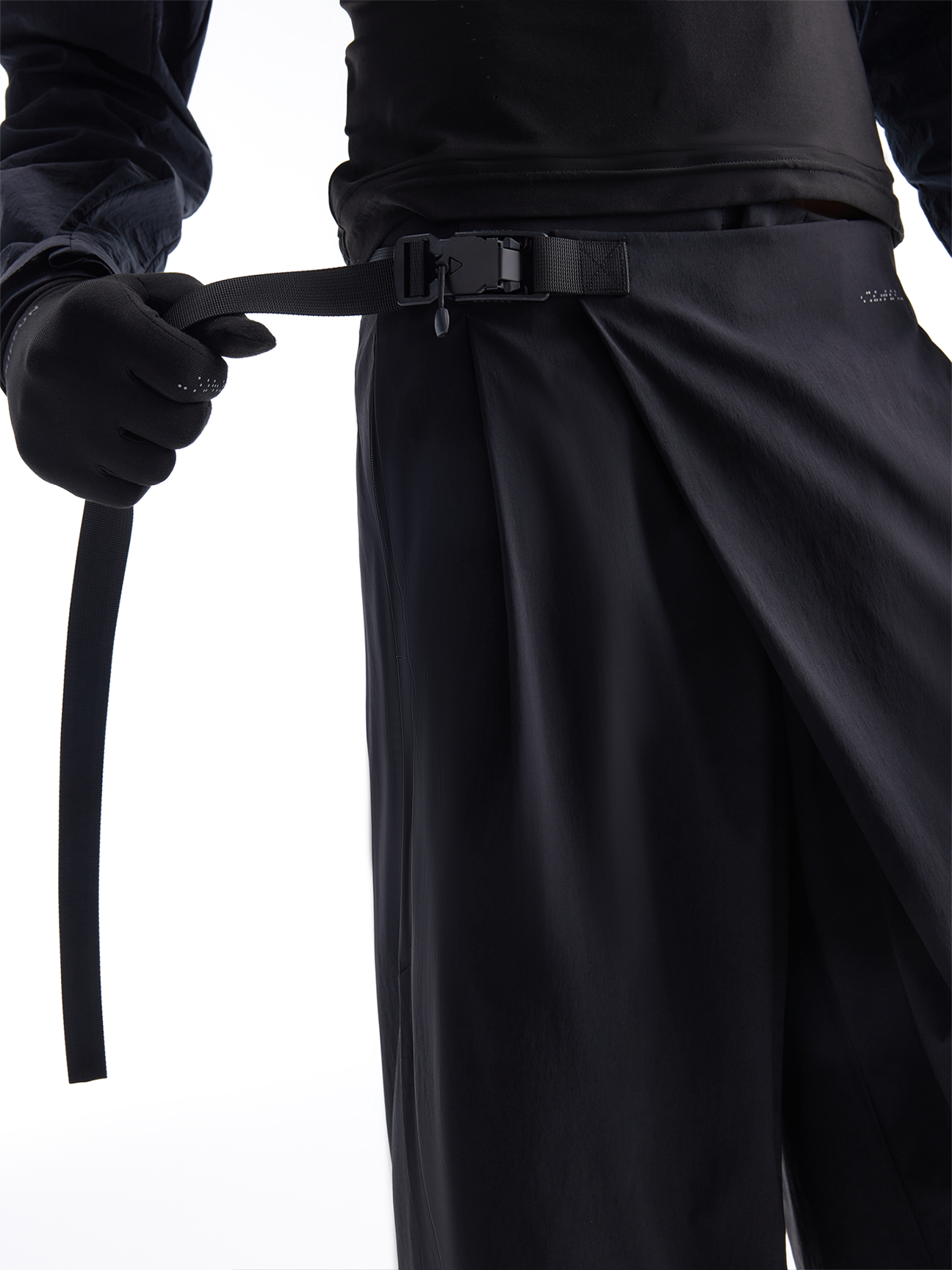 TORSION CUT TECH TROUSERS