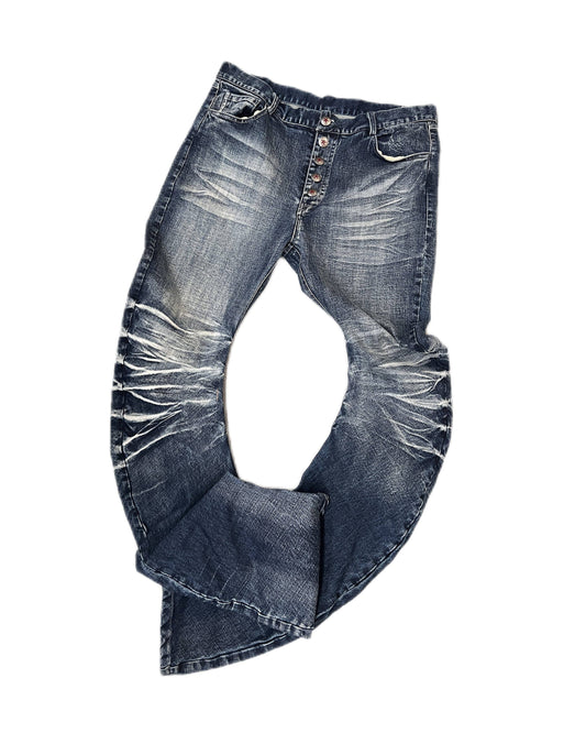 ICE BLUE WHISKER CUTLASS JEANS