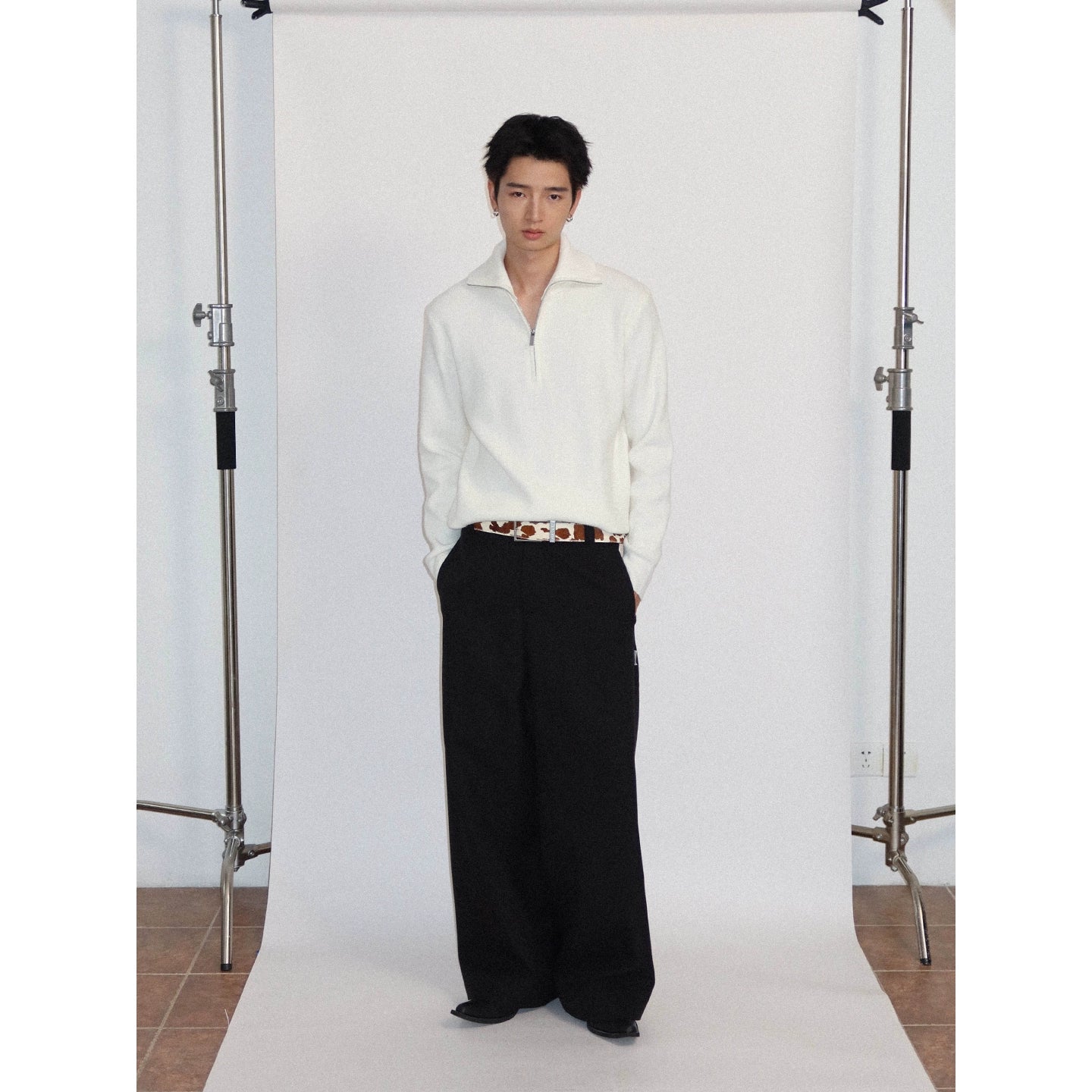 THICK TEXTURED STRAIGHT TROUSERS