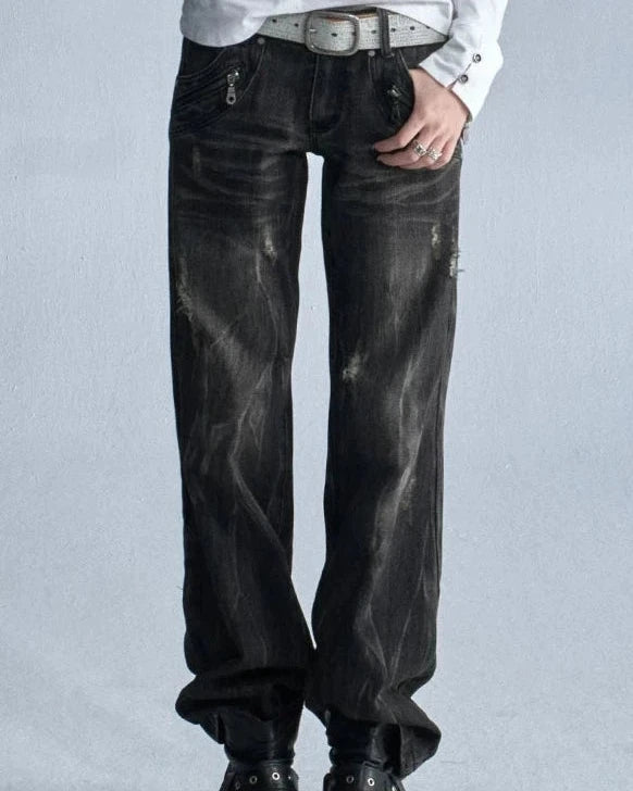 LOW RISE STRAIGHT MULTI-POCKET JEANS