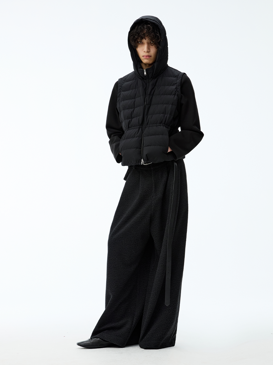 DETACHABLE SLEEVES DOWN PUFFER