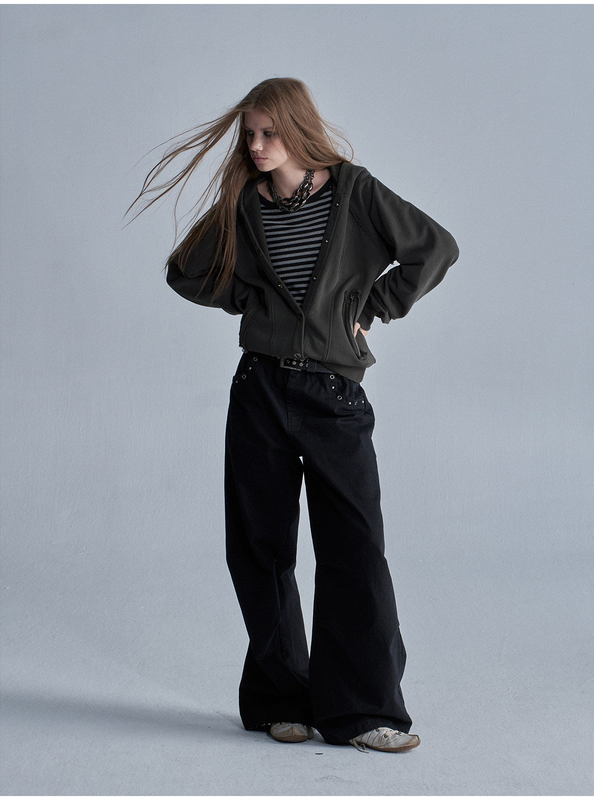 SPLIT ZIP RAGLAN TERRY SWEATSHIRT
