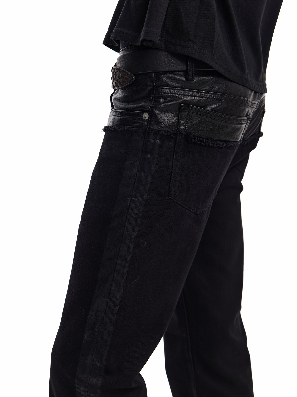 BRUSHED WAX SLIM FLARED JEANS