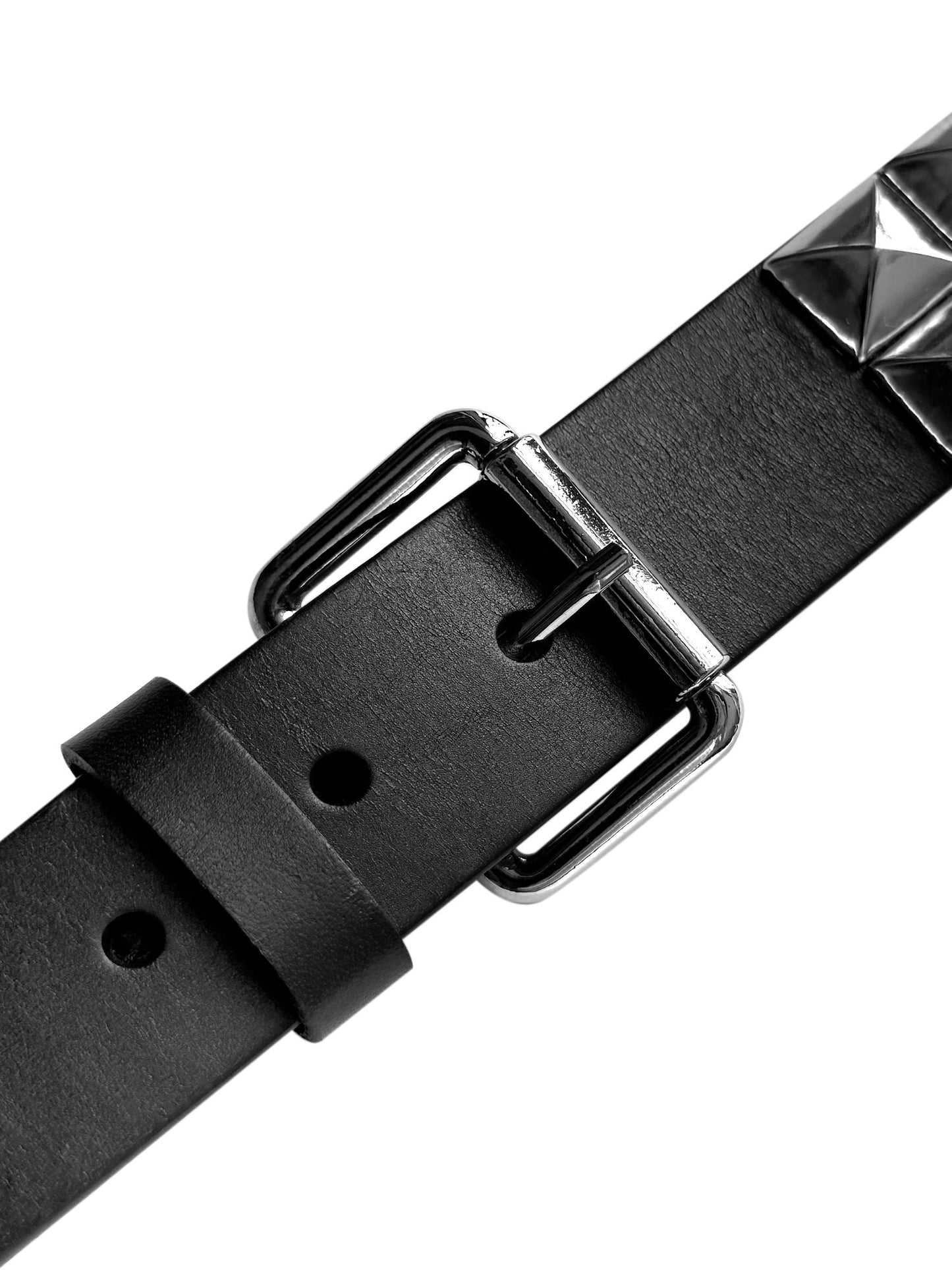 TREE BARK TEXTURED RIVET BELT