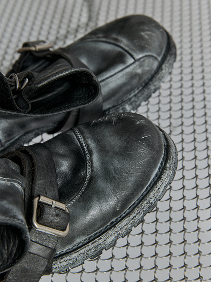 DISTRESSED STRAP FROST BOOTS